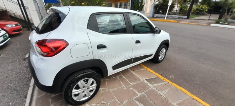 KWID 1.0 12V SCE FLEX ZEN MANUAL - 2021 - PICADA CAFé
