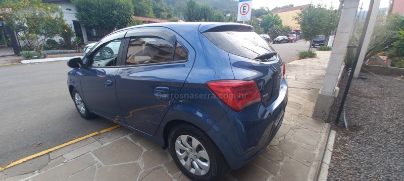 ONIX 1.0 MPFI LT 8V FLEX 4P MANUAL - 2019 - PICADA CAFé