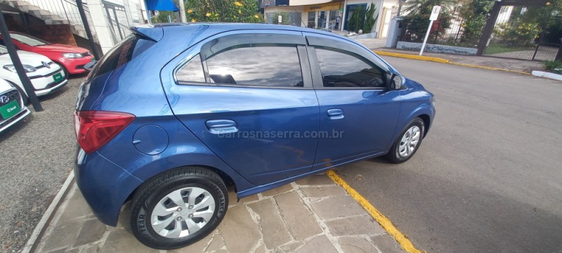 ONIX 1.0 MPFI LT 8V FLEX 4P MANUAL - 2019 - PICADA CAFé