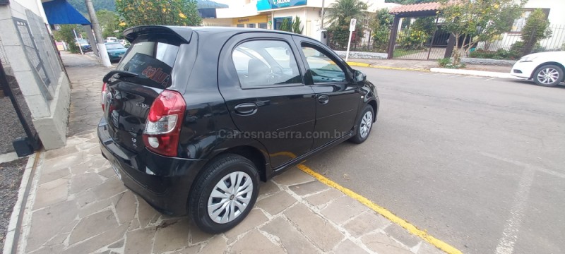 ETIOS 1.3 X 16V FLEX 4P MANUAL - 2020 - PICADA CAFé