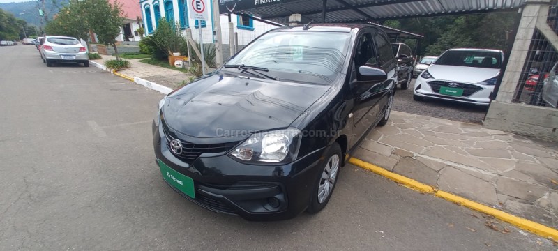 etios 1.3 x 16v flex 4p manual 2020 picada cafe