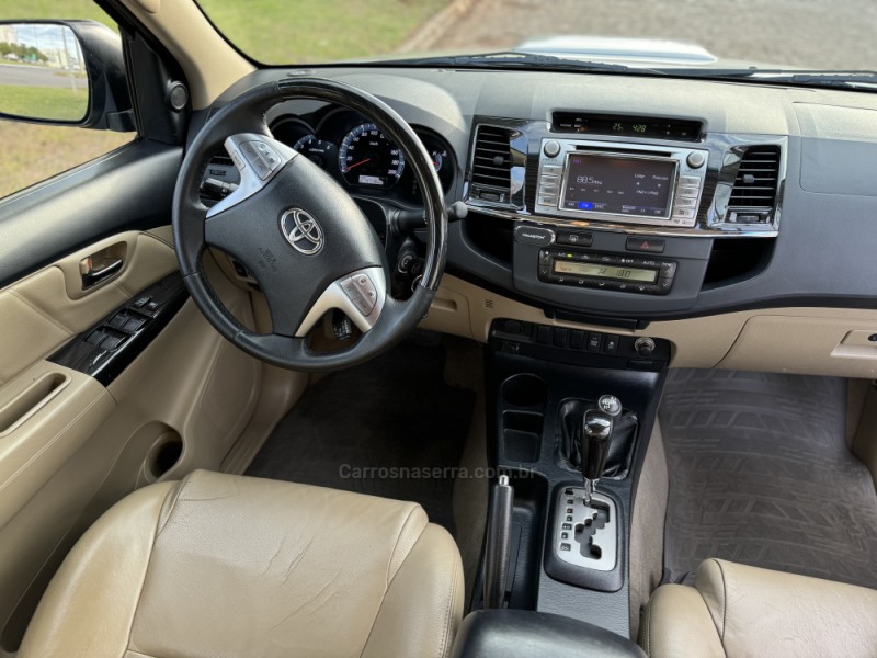 HILUX SW4 3.0 SRV 4X4 16V TURBO INTERCOOLER DIESEL 4P AUTOMÁTICO