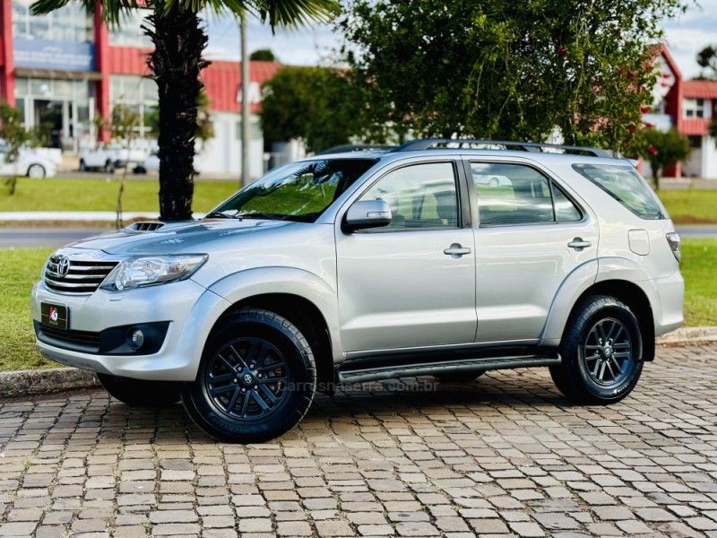HILUX SW4 3.0 SRV 4X4 16V TURBO INTERCOOLER DIESEL 4P AUTOMÁTICO - 2015 - CASCA