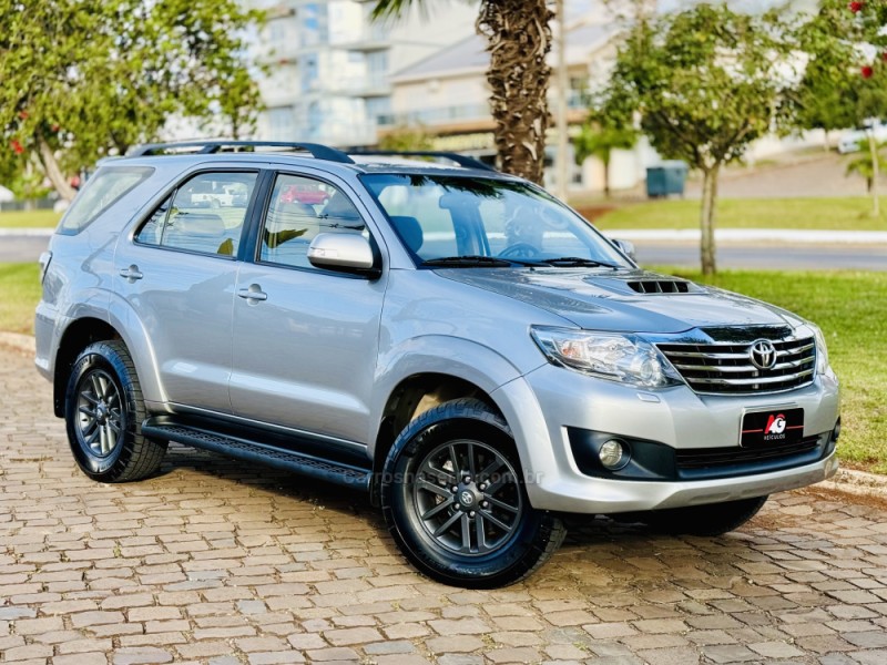 HILUX SW4 3.0 SRV 4X4 16V TURBO INTERCOOLER DIESEL 4P AUTOMÁTICO - 2015 - CASCA