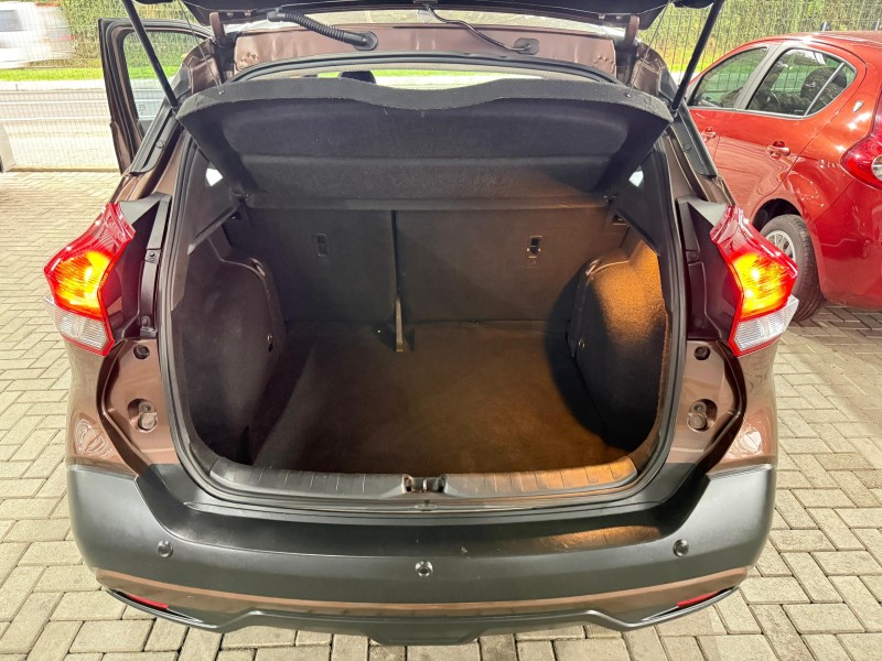 KICKS 1.6 16V FLEX SV LIMITED 4P AUTOMÁTICO - 2019 - CAXIAS DO SUL