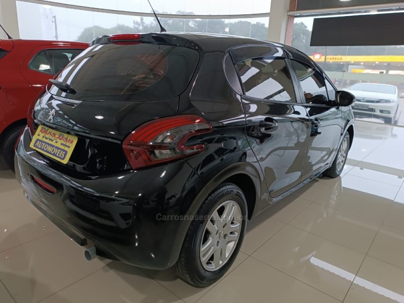 208 1.5 ACTIVE 8V FLEX 4P MANUAL - 2015 - NOVA PETRóPOLIS