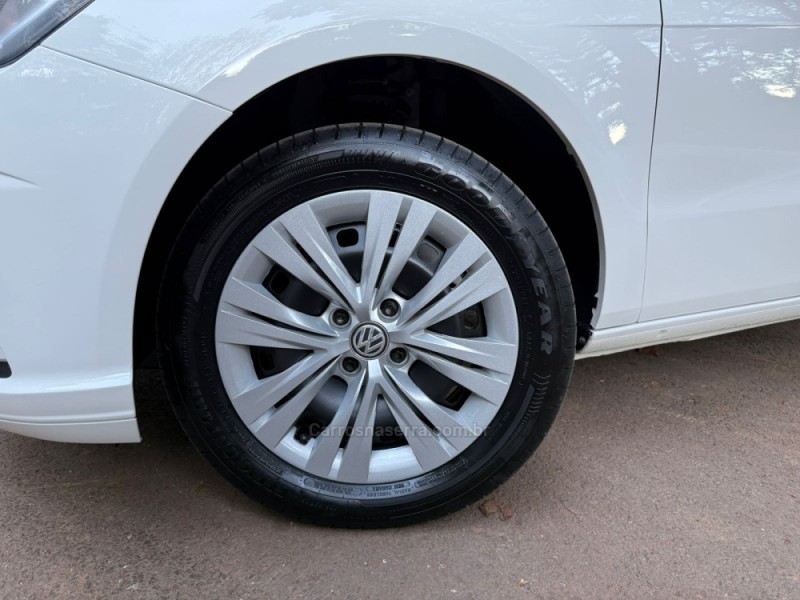 VOYAGE 1.0 12V MPI TOTALFLEX TRENDLINE 4P MANUAL - 2023 - DOIS IRMãOS