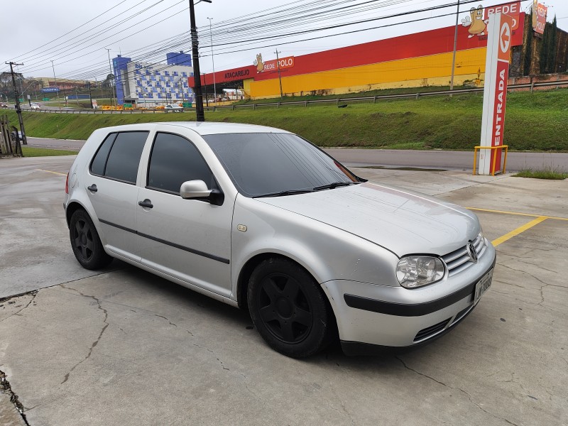 GOLF 1.6 MI BLACK & SILVER 8V GASOLINA 4P MANUAL