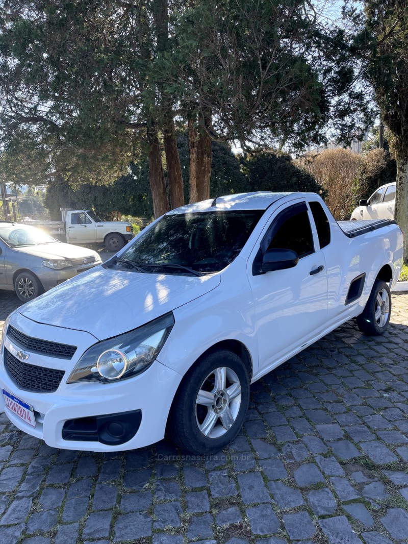 MONTANA 1.4 MPFI LS CS 8V FLEX 2P MANUAL