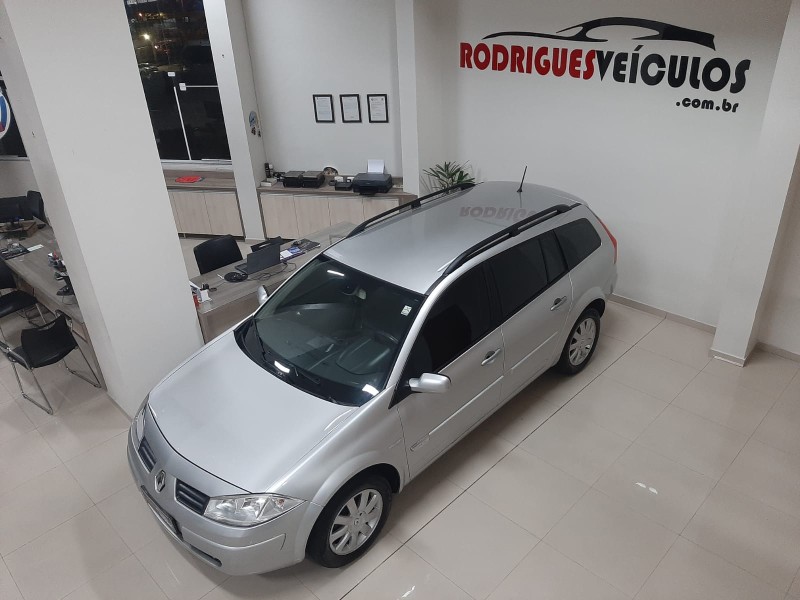 MÉGANE 1.6 DYNAMIQUE GRAND TOUR 16V FLEX 4P MANUAL - 2012 - CAXIAS DO SUL