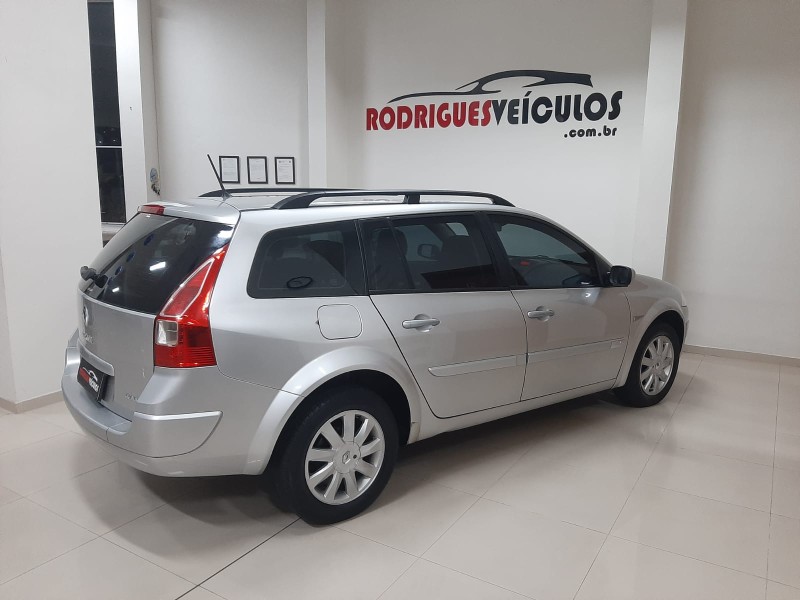 MÉGANE 1.6 DYNAMIQUE GRAND TOUR 16V FLEX 4P MANUAL - 2012 - CAXIAS DO SUL