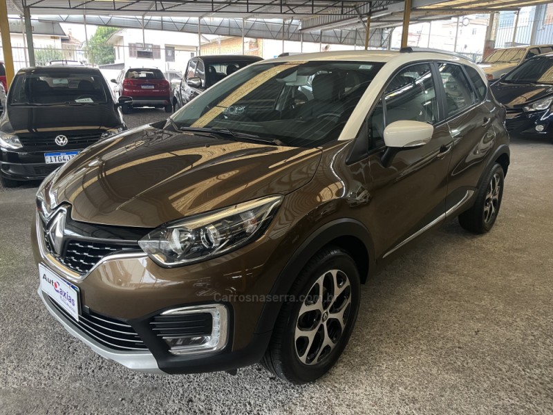 CAPTUR 1.6 16V FLEX INTENSE AUTOMÁTICO - 2018 - CAXIAS DO SUL