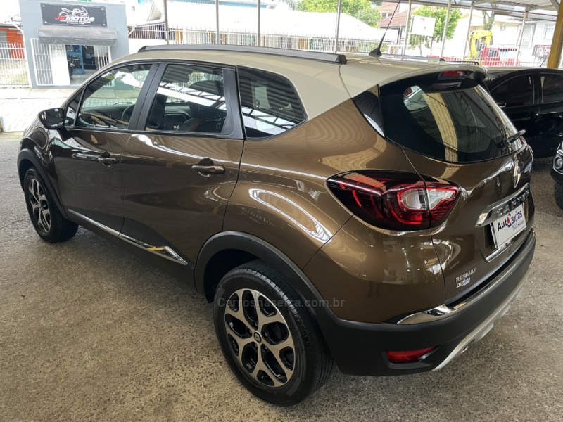 CAPTUR 1.6 16V FLEX INTENSE AUTOMÁTICO - 2018 - CAXIAS DO SUL