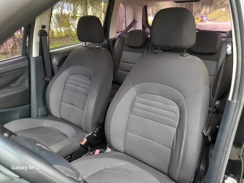 IDEA 1.4 MPI ATTRACTIVE 8V FLEX 4P MANUAL - 2014 - FARROUPILHA