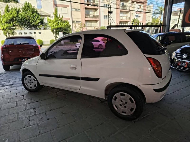 CELTA 1.0 MPFI SUPER 8V GASOLINA 2P MANUAL - 2001 - CAXIAS DO SUL