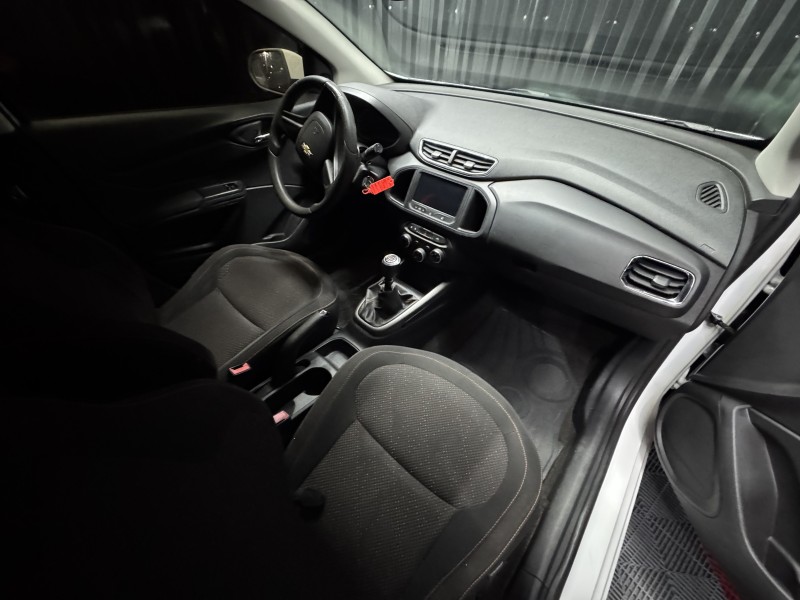 ONIX 1.0 MPFI LT 8V FLEX 4P MANUAL - 2014 - CAXIAS DO SUL