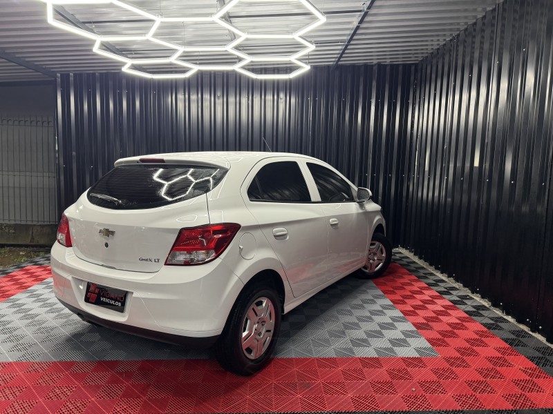 ONIX 1.0 MPFI LT 8V FLEX 4P MANUAL - 2014 - CAXIAS DO SUL