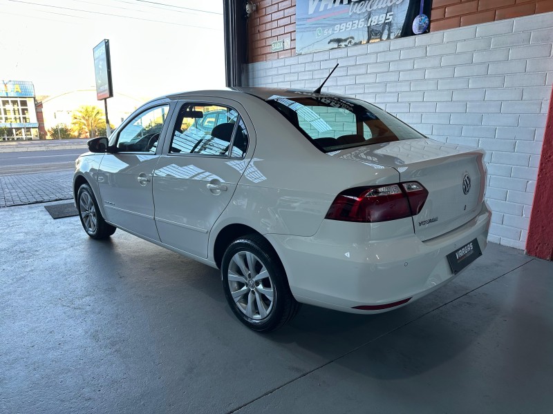 VOYAGE 1.6 MI COMFORTLINE 8V FLEX 4P MANUAL - 2018 - CAXIAS DO SUL