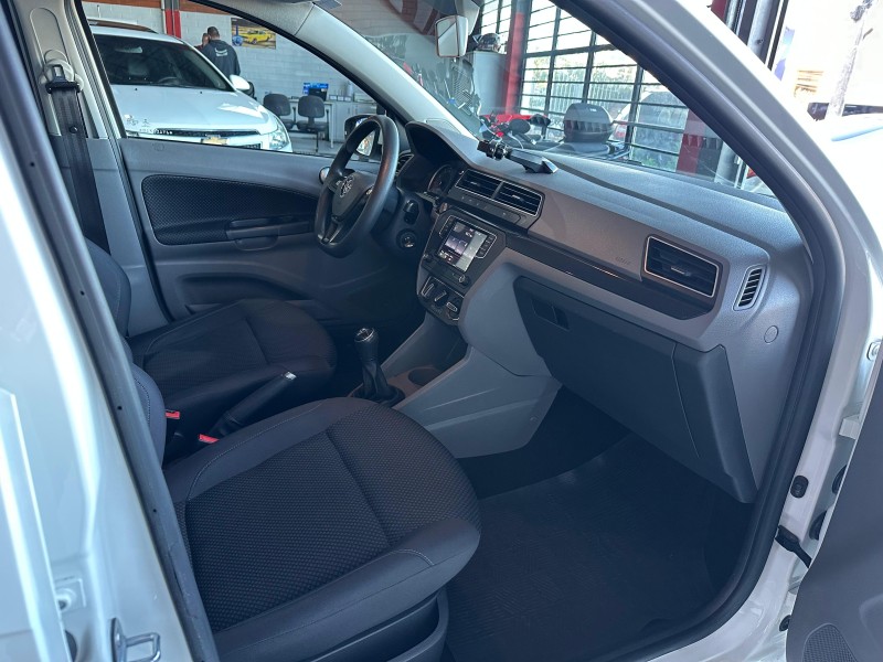 VOYAGE 1.6 MI COMFORTLINE 8V FLEX 4P MANUAL - 2018 - CAXIAS DO SUL