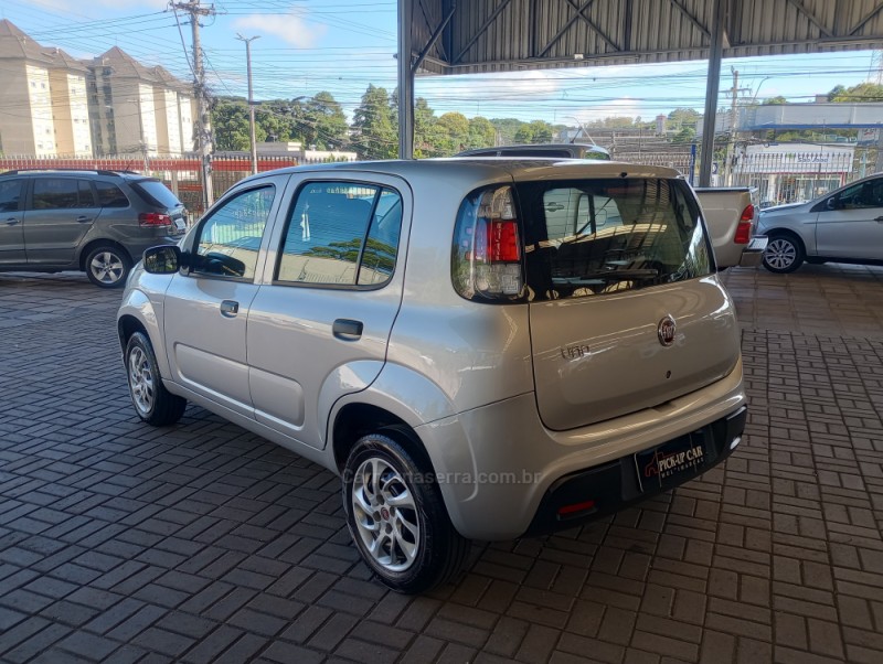 UNO 1.0 EVO ATTRACTIVE 8V FLEX 4P MANUAL - 2021 - CAXIAS DO SUL