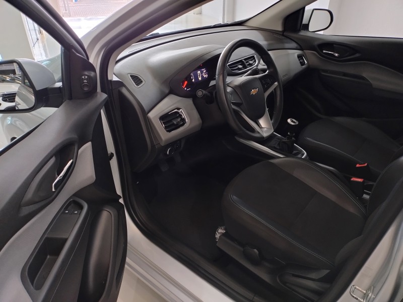 ONIX 1.0 LT PLUS 8V FLEX 4P MANUAL - 2019 - BENTO GONçALVES