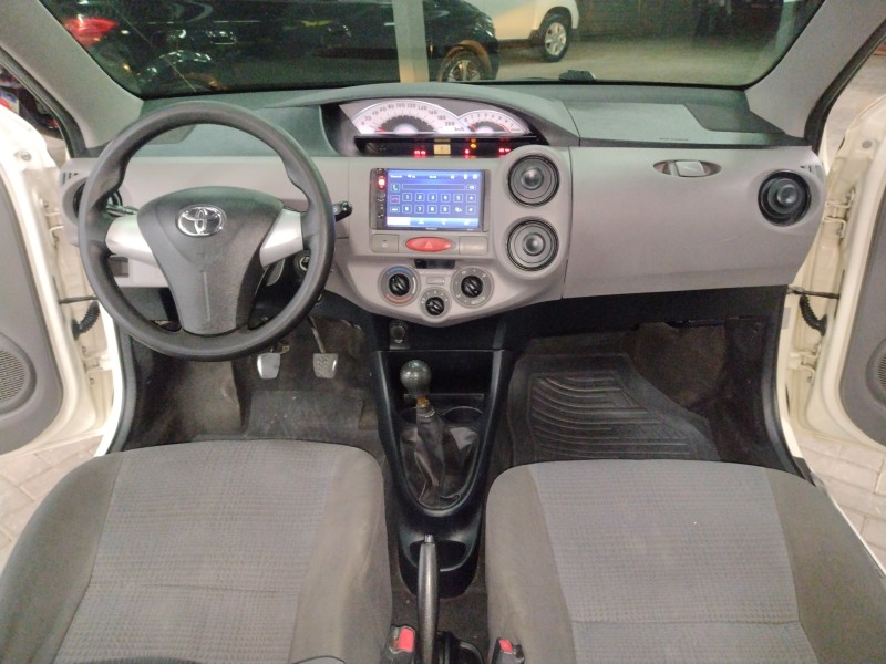 ETIOS 1.3 X 16V FLEX 4P MANUAL - 2013 - CAXIAS DO SUL