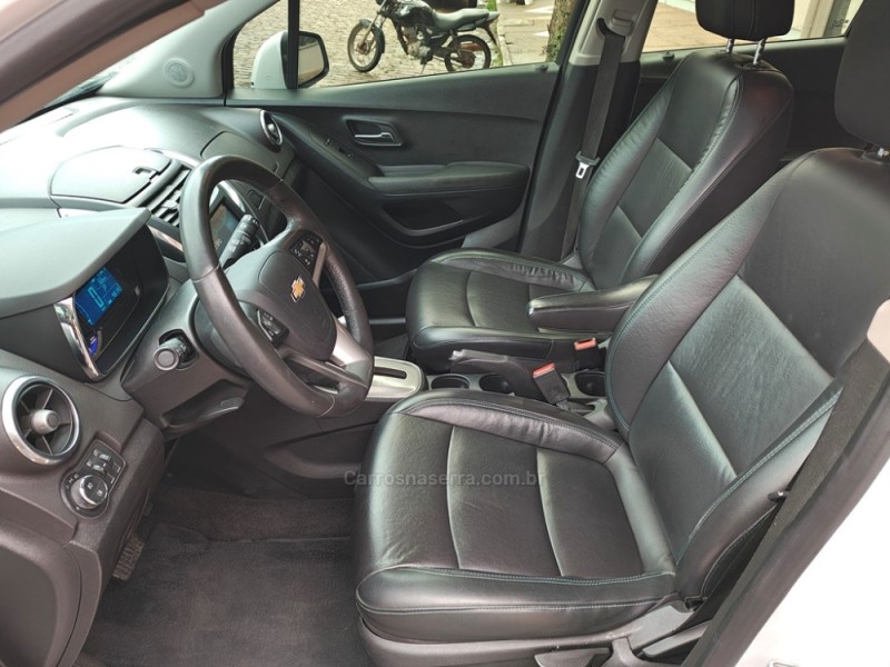 TRACKER 1.8 MPFI LTZ 4X2 16V FLEX 4P AUTOMÁTICO - 2016 - GUAPORé