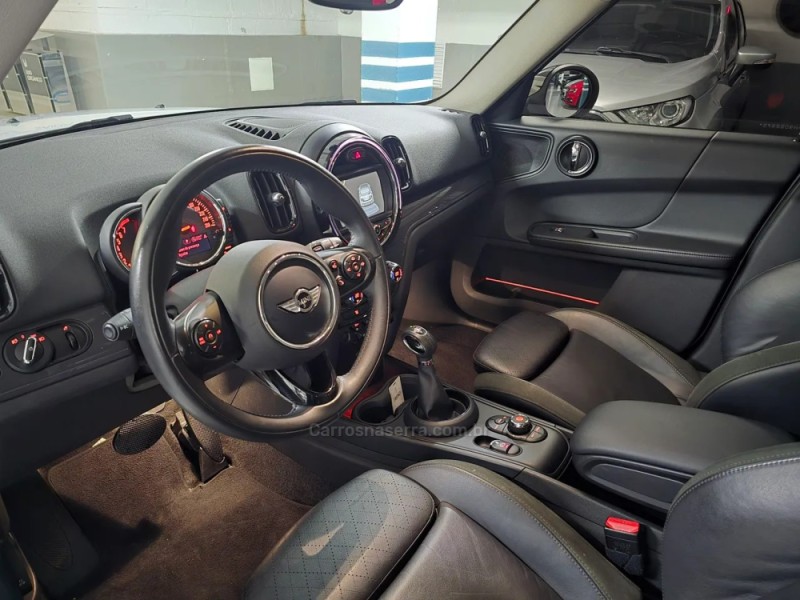 COUNTRYMAN 1.5 TWINPOWER 12V TURBO GASOLINA 4P AUTOMÁTICO - 2017 - PORTO ALEGRE