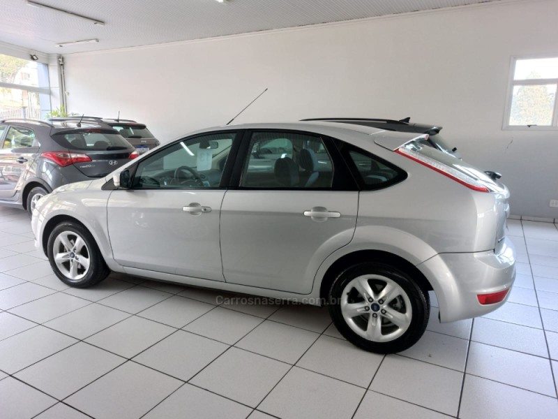 FOCUS 1.6 GLX 8V FLEX 4P MANUAL - 2013 - BENTO GONçALVES