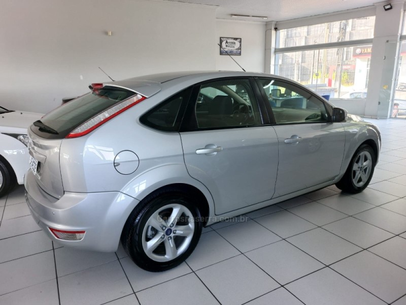 FOCUS 1.6 GLX 8V FLEX 4P MANUAL - 2013 - BENTO GONçALVES