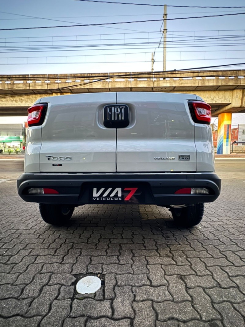 TORO 1.3 VOLCANO T270 4X2 16V FLEX 4P AUTOMÁTICO - 2023 - NOVO HAMBURGO