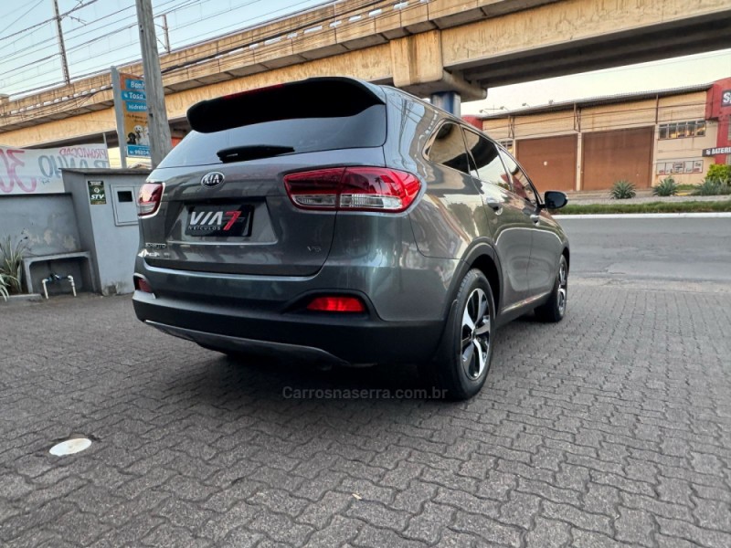 SORENTO 3.3 EX V6 24V GASOLINA 4P 7 LUGARES AUTOMATICO - 2016 - NOVO HAMBURGO