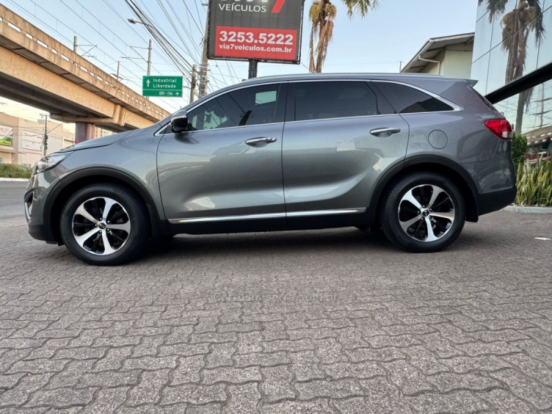 SORENTO 3.3 EX V6 24V GASOLINA 4P 7 LUGARES AUTOMATICO - 2016 - NOVO HAMBURGO