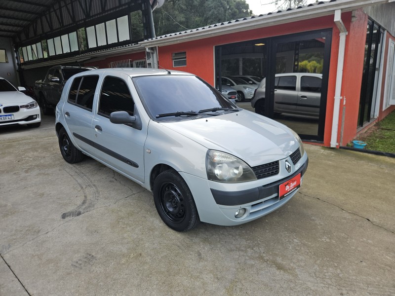 CLIO 1.0 AUTHENTIQUE 16V FLEX 4P MANUAL - 2003 - CAXIAS DO SUL