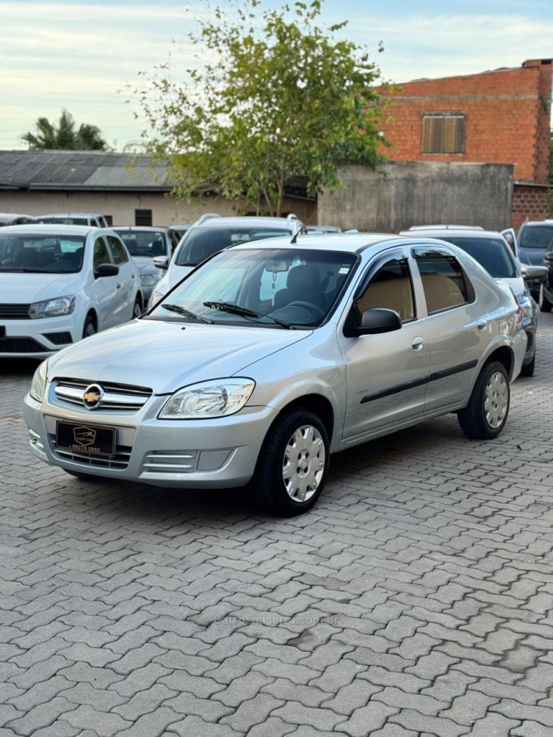 PRISMA 1.4 MPFI LT 8V FLEX 4P MANUAL - 2009 - MONTENEGRO