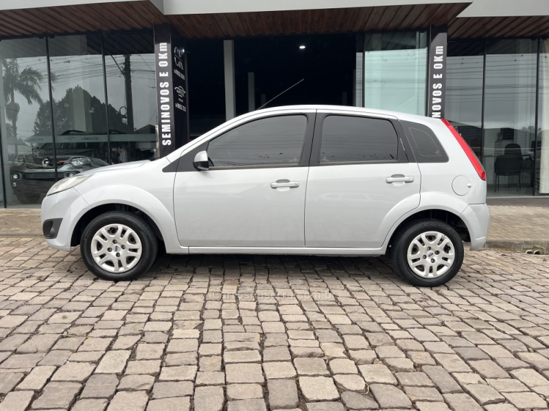 fiesta 1.6 mpi hatch 8v flex 4p manual 2013 veranopolis