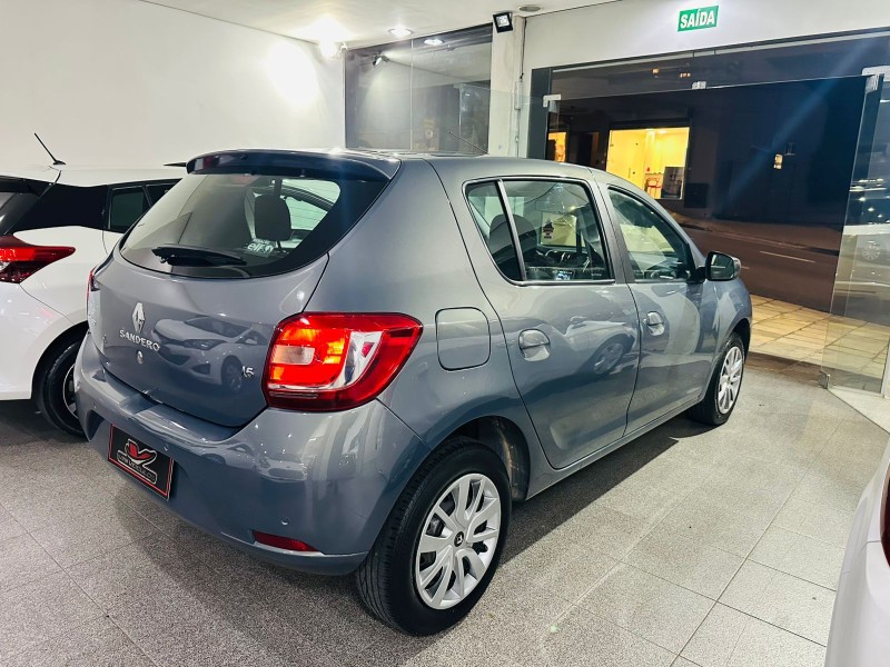 SANDERO 1.6 EXPRESSION 8V FLEX 4P MANUAL - 2016 - CAXIAS DO SUL