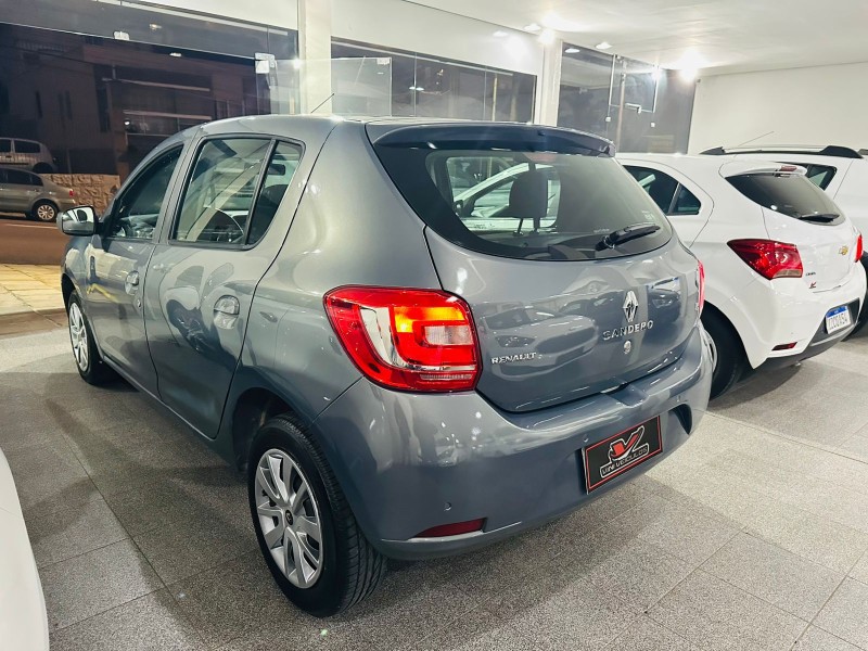SANDERO 1.6 EXPRESSION 8V FLEX 4P MANUAL - 2016 - CAXIAS DO SUL