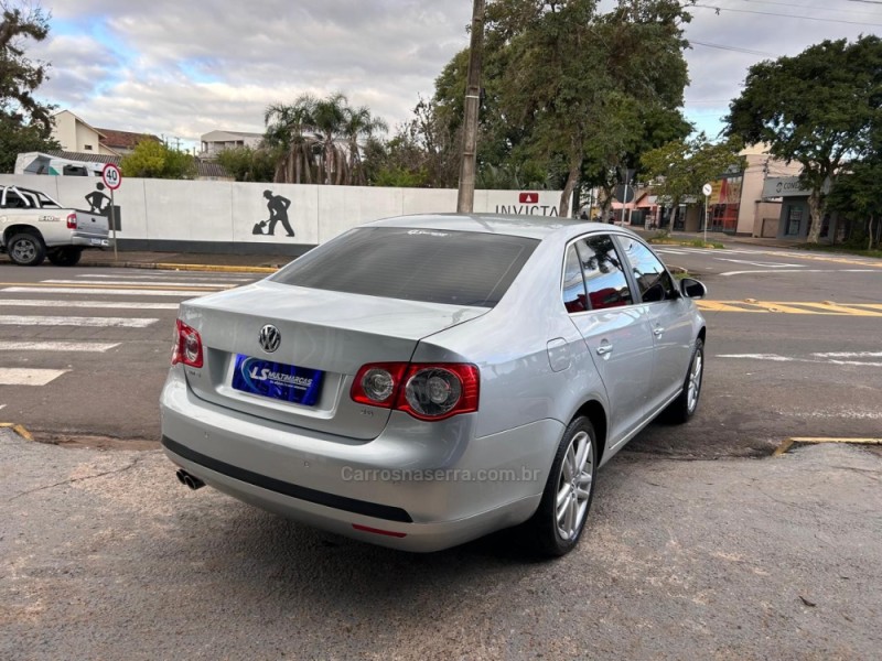 JETTA 2.5 I 20V 170CV GASOLINA 4P TIPTRONIC - 2009 - VENâNCIO AIRES