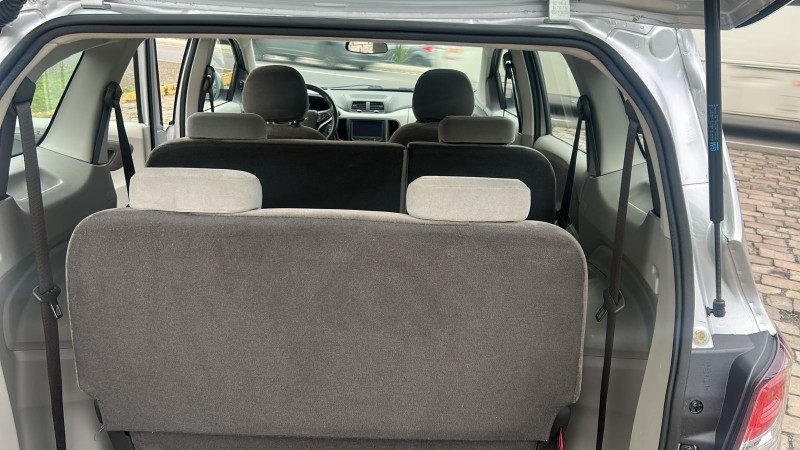 SPIN 1.8 LTZ 8V FLEX 4P MANUAL - 2014 - FARROUPILHA