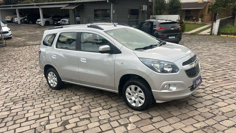 SPIN 1.8 LTZ 8V FLEX 4P MANUAL - 2014 - FARROUPILHA