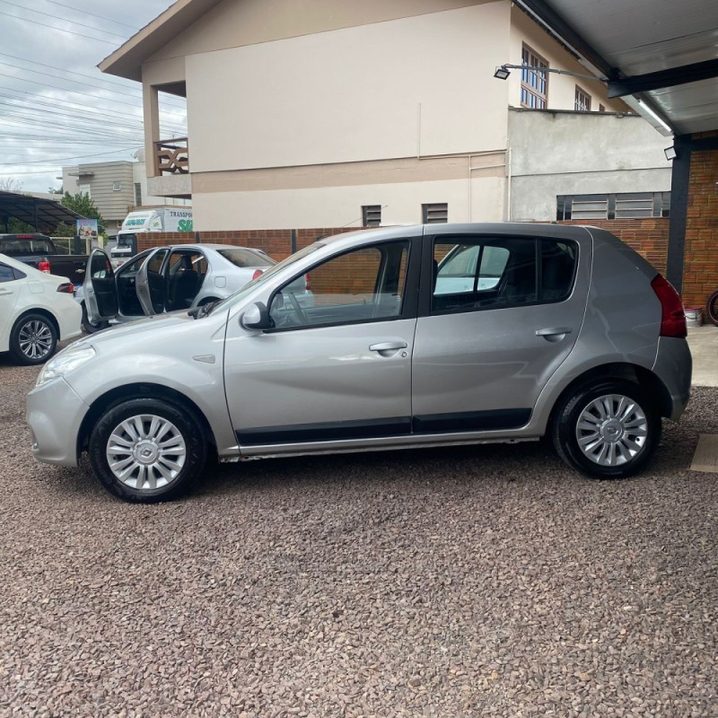 SANDERO 1.6 PRIVILÉGE 16V FLEX 4P MANUAL - 2013 - LAJEADO