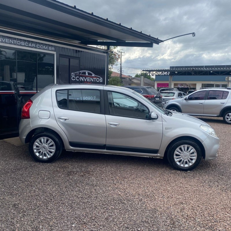 SANDERO 1.6 PRIVILÉGE 16V FLEX 4P MANUAL - 2013 - LAJEADO