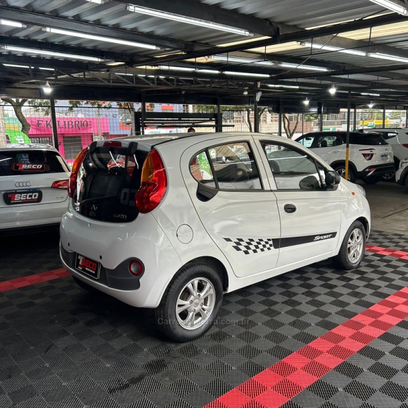 QQ 1.0 MPFI ACT 12V GASOLINA 4P MANUAL - 2018 - PASSO FUNDO