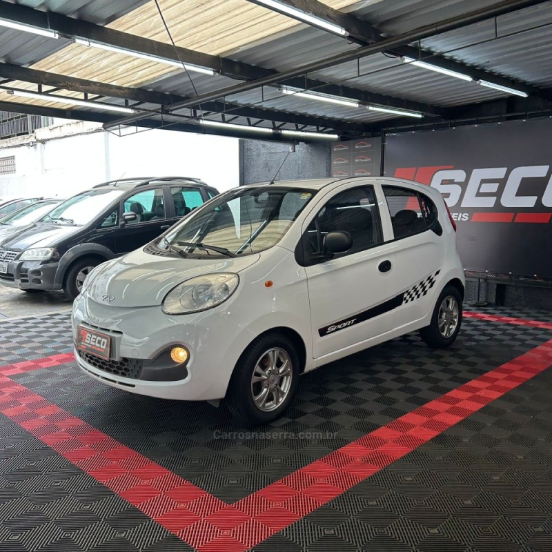 qq 1.0 mpfi act 12v gasolina 4p manual 2018 passo fundo