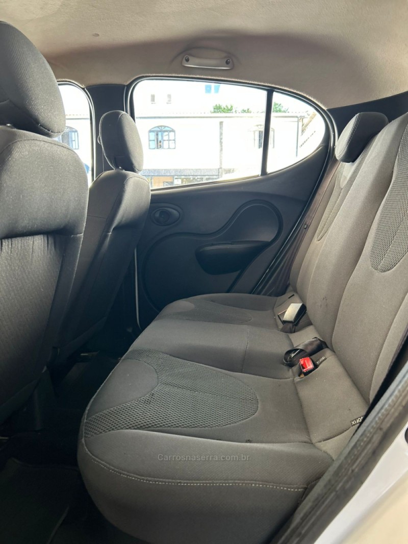 QQ 1.0 MPFI ACT 12V GASOLINA 4P MANUAL - 2018 - PASSO FUNDO
