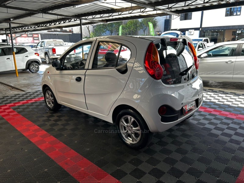 QQ 1.0 MPFI ACT 12V GASOLINA 4P MANUAL - 2018 - PASSO FUNDO