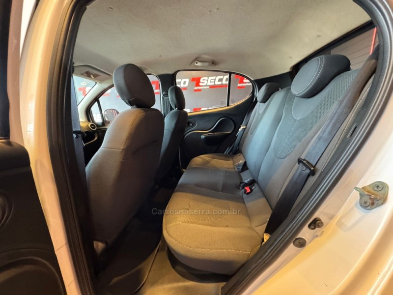 QQ 1.0 MPFI ACT 12V GASOLINA 4P MANUAL - 2018 - PASSO FUNDO