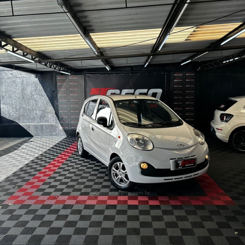 QQ 1.0 MPFI ACT 12V GASOLINA 4P MANUAL - 2018 - PASSO FUNDO