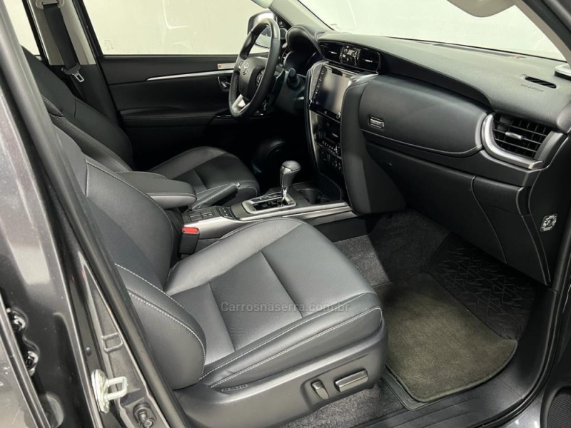 HILUX SW4 2.8 SRX 4X4 16V TURBO INTERCOOLER DIESEL 4P AUTOMÁTICO - 2023 - BENTO GONçALVES
